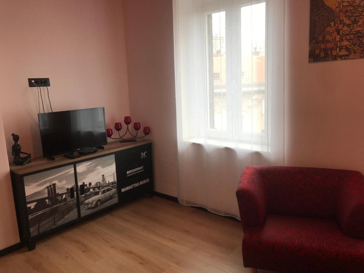Apartments Colors Of Rijeka - Red Екстериор снимка