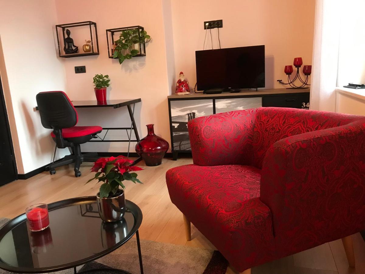 Apartments Colors Of Rijeka - Red Екстериор снимка